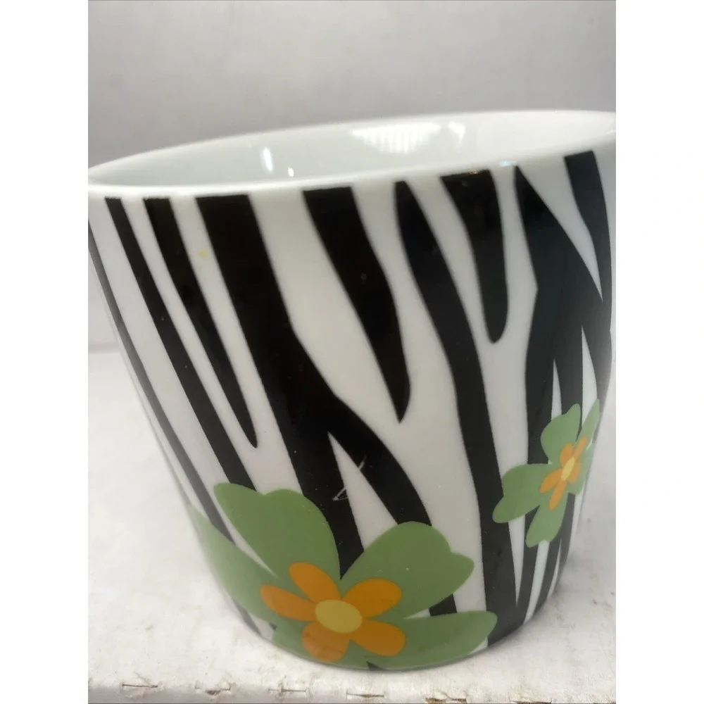 TEA FOR ONE Cute Ceramic Teapot &‎ Cup Zebra Stripe and Flowers
